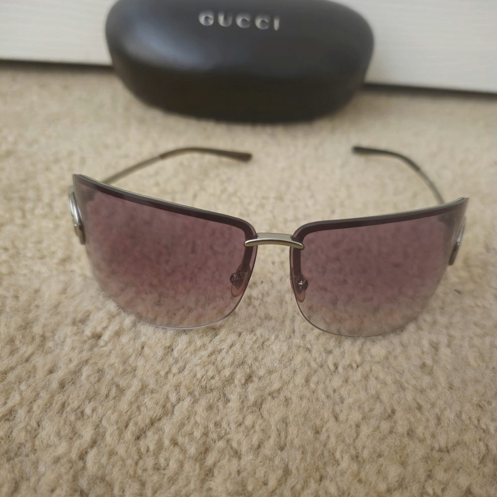 GUCCI Shield Sunglasses
